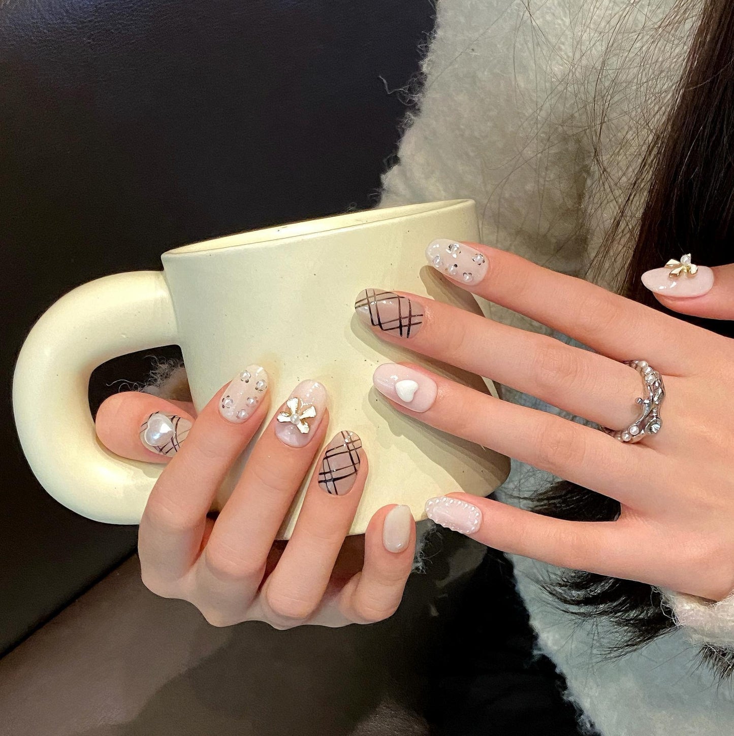 10pc/set Handmade Press on Nails Butterfly Bow Love Short Style Nail Tips Removable and Reusable