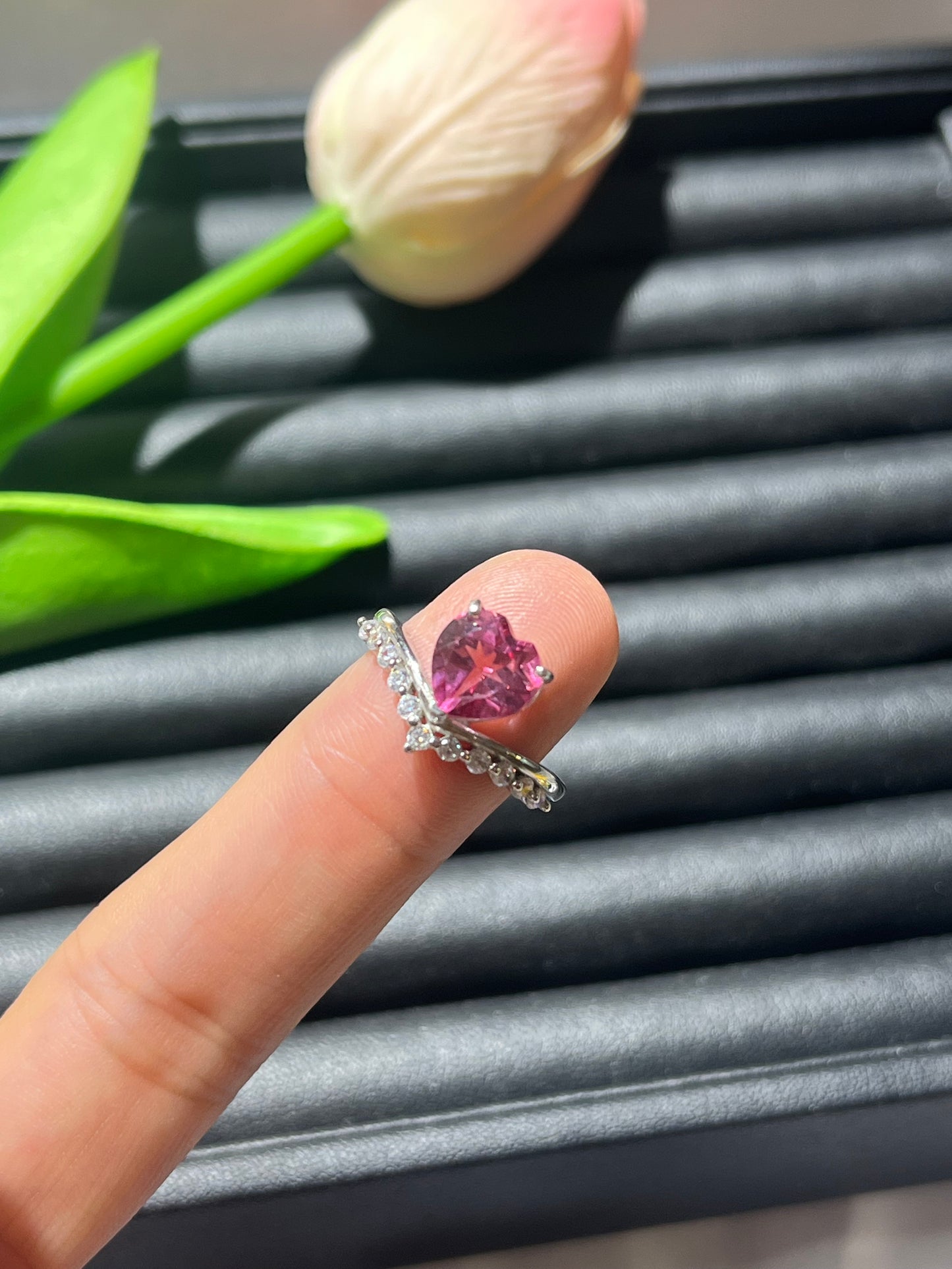 S925:Heart Pink Topaz rings