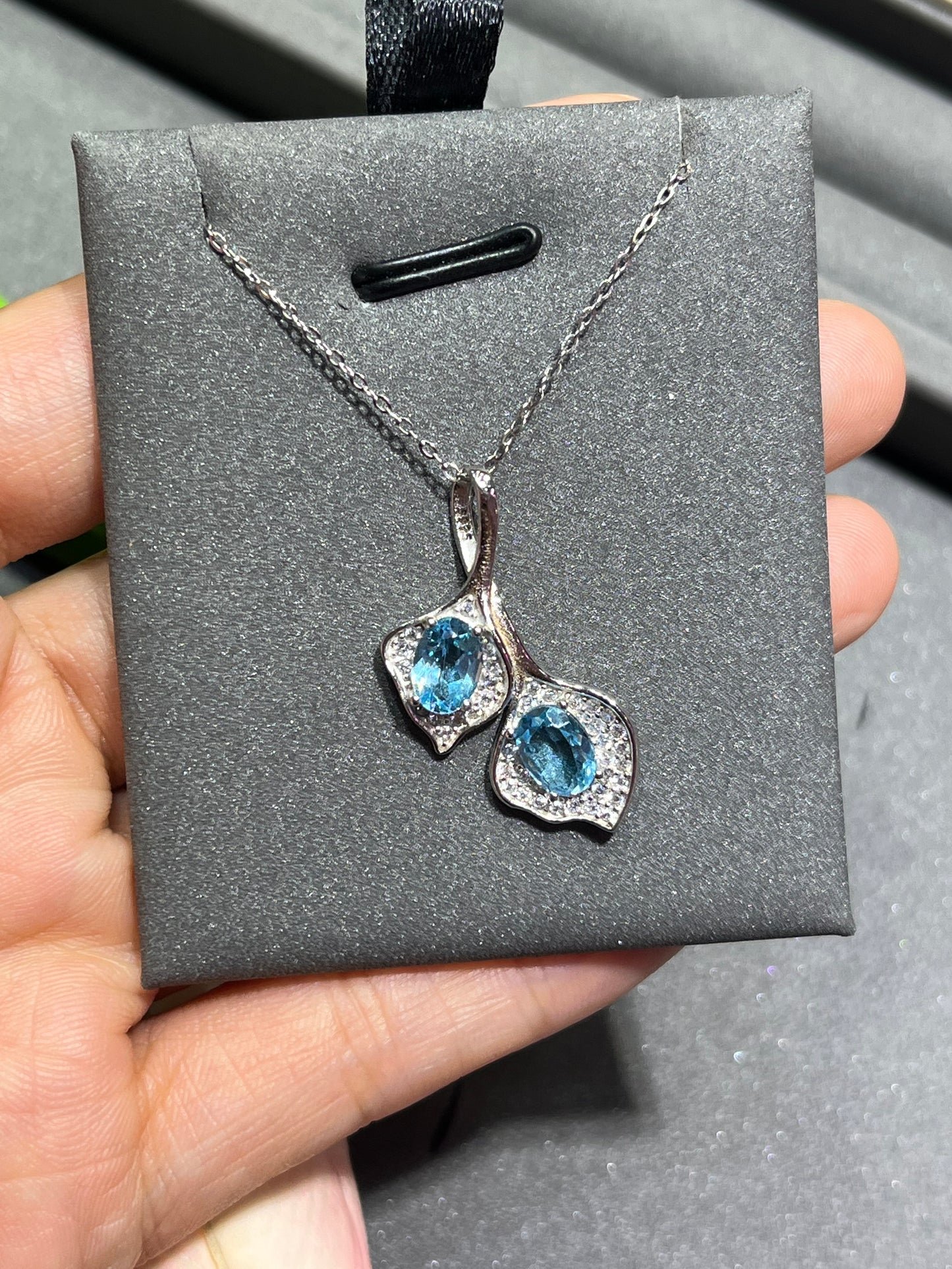 S925 leaf Swiss blue topaz