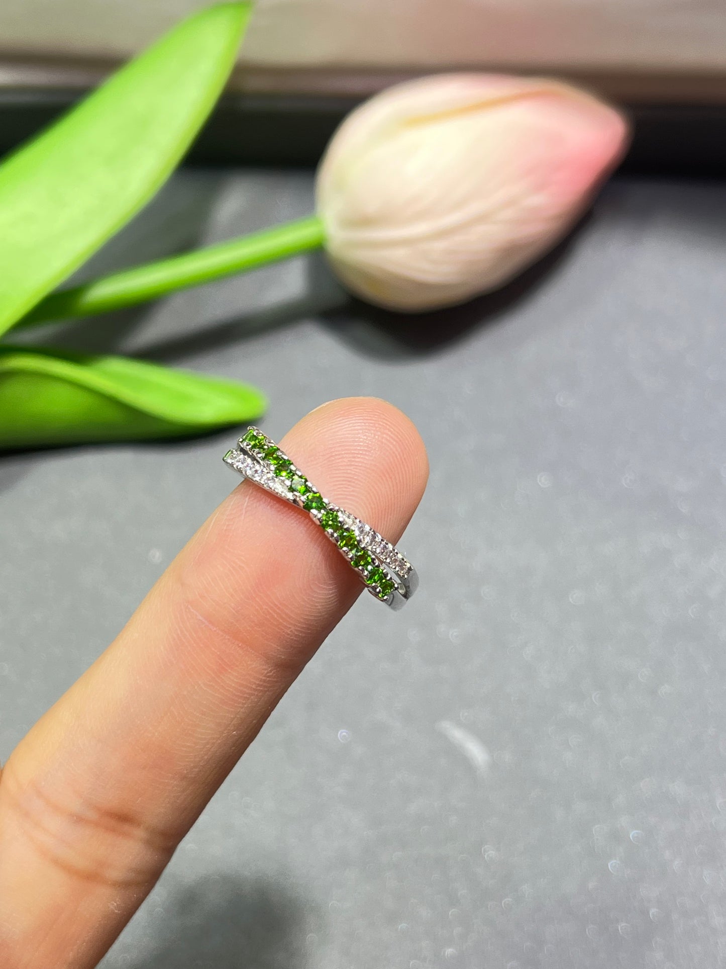 S925 cross diopside rings