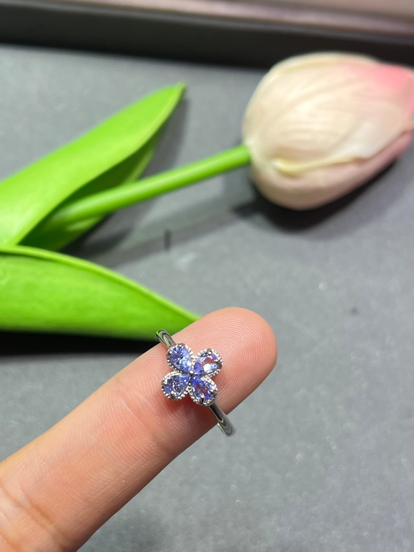 S925 : clever tanzanite rings